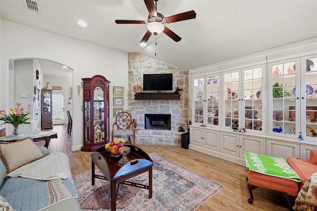 G-5662 Collins C C - Residential