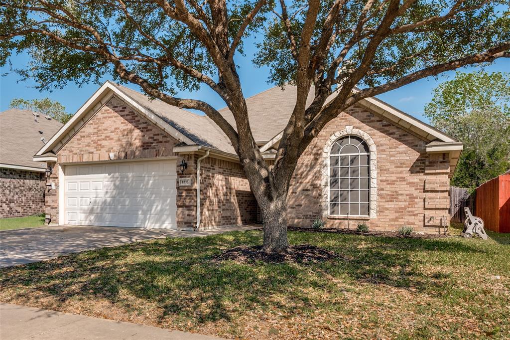 8233 Edgepoint Trail