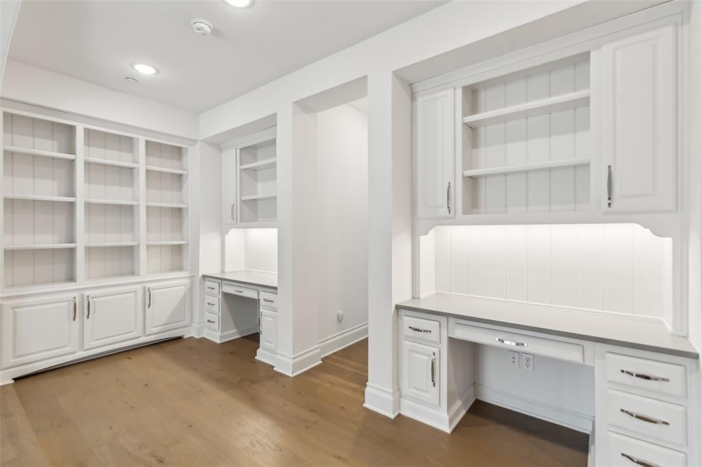 Edgestone At Legacy - Residential