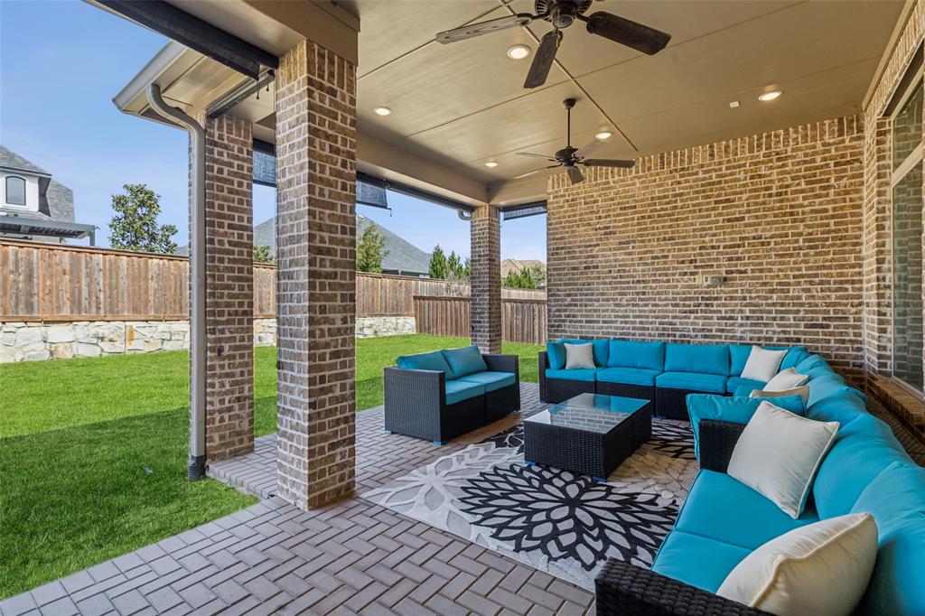 Edgestone At Legacy - Residential