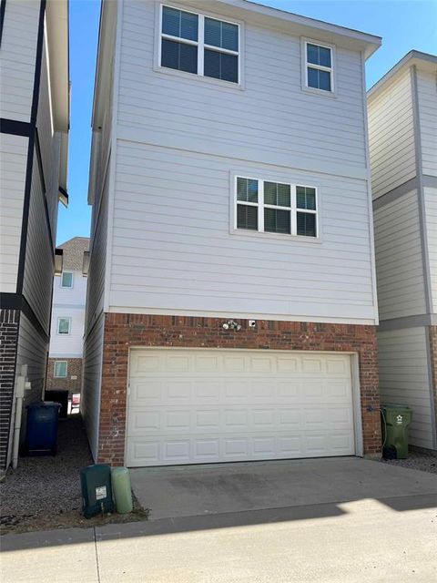 Tiny photo for 203 S Village Way, Lewisville, TX 75057 (MLS # 21341411)