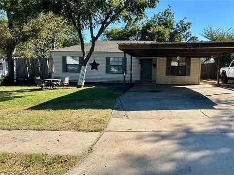 1610 Davis Boulevard Garland TX 75042