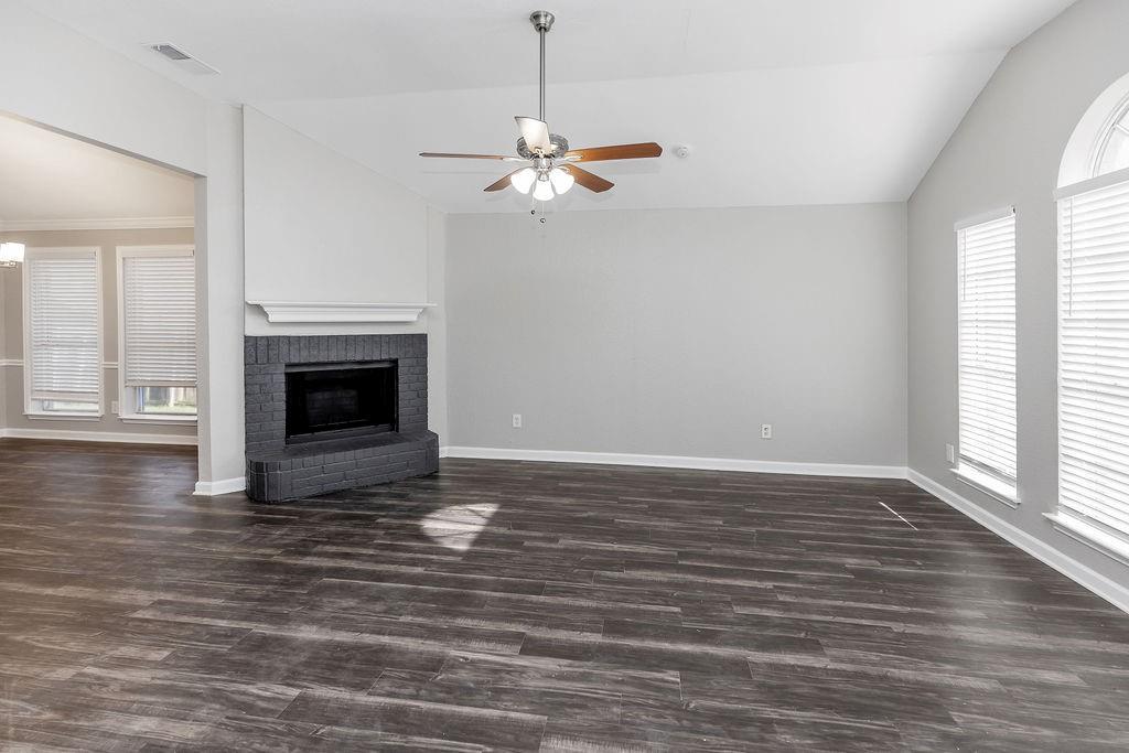 6119 Wall Street