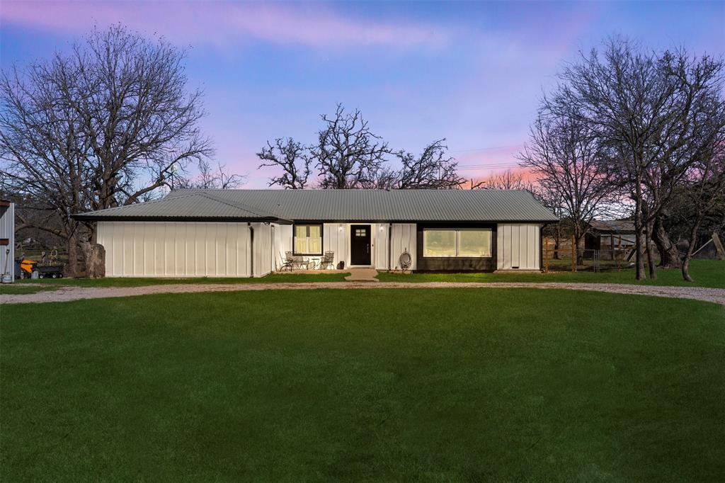 1115 County Road 2102