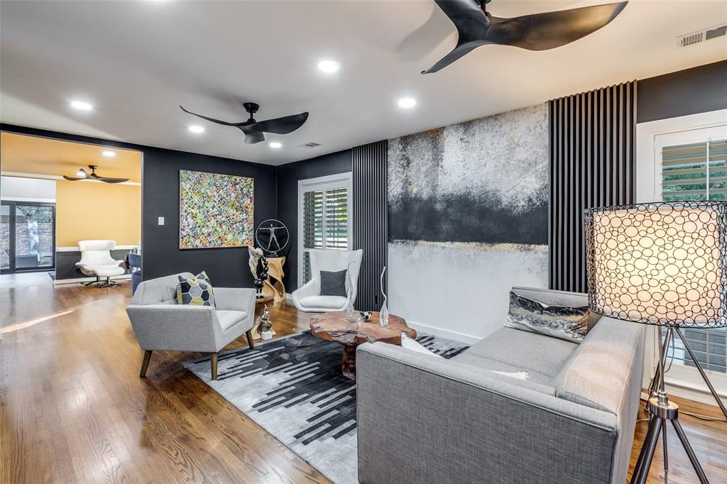 6566 Ridgeview Circle