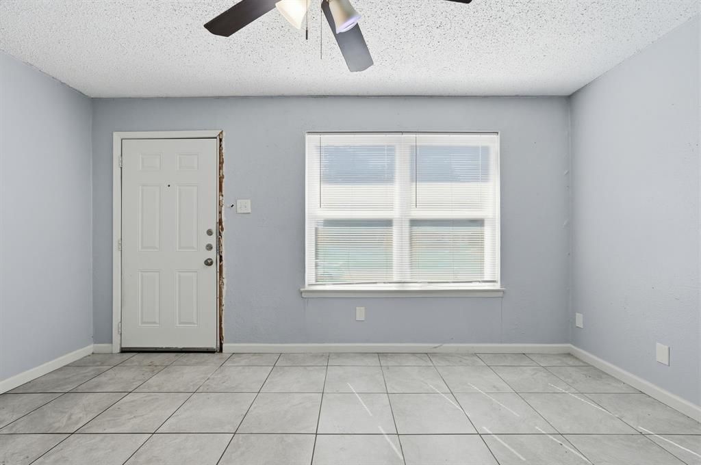 Photo of 2021 Avis Circle, Mesquite, TX 75149 (MLS # 21230695)