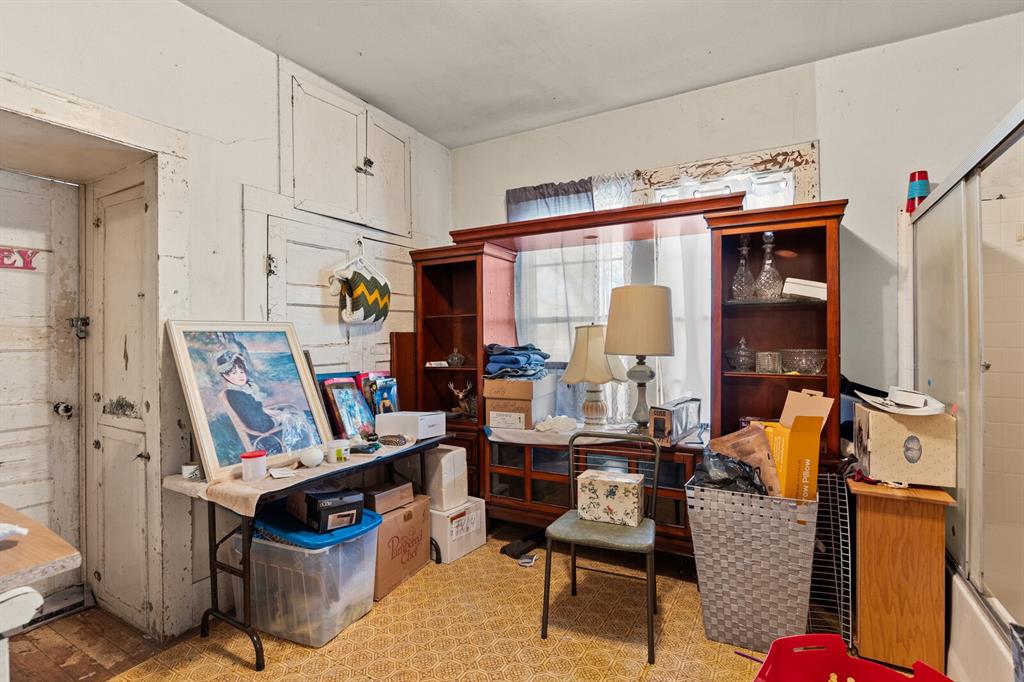 0016.00S48 - Residential