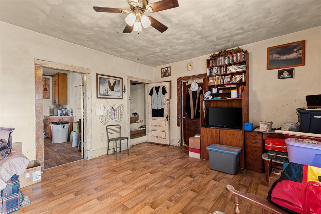 0016.00S48 - Residential