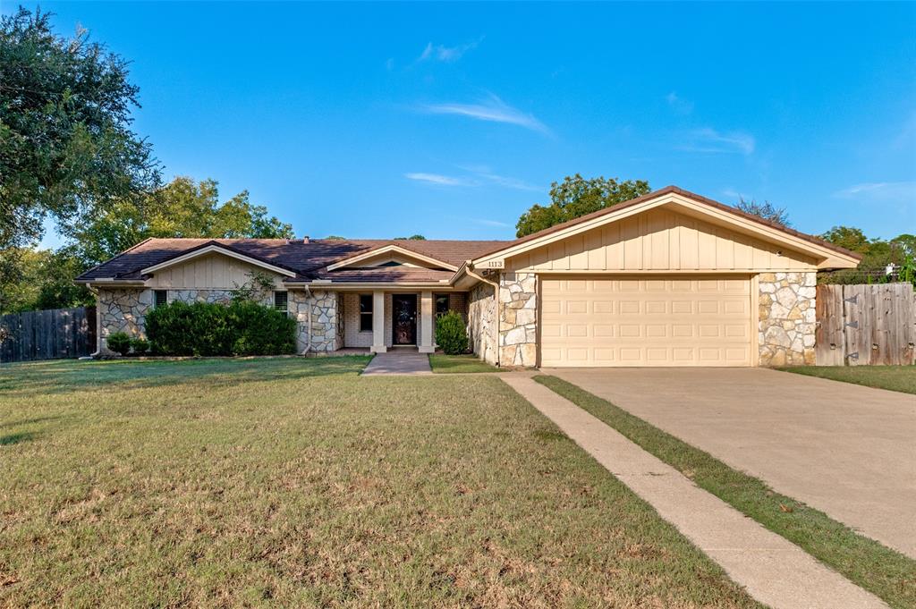 1113 Brookside Drive