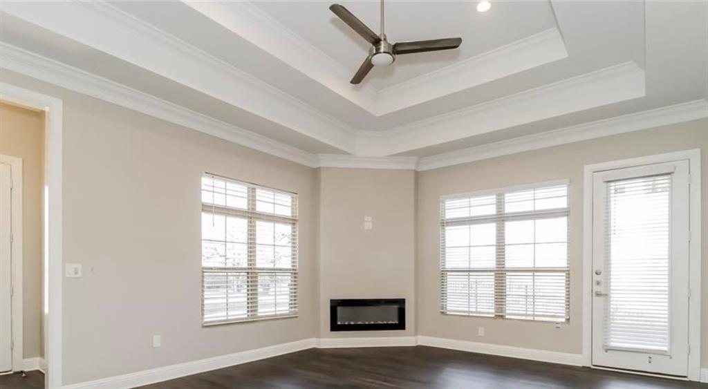 Photo of Fort Worth, TX 76120 (MLS # 21403667)