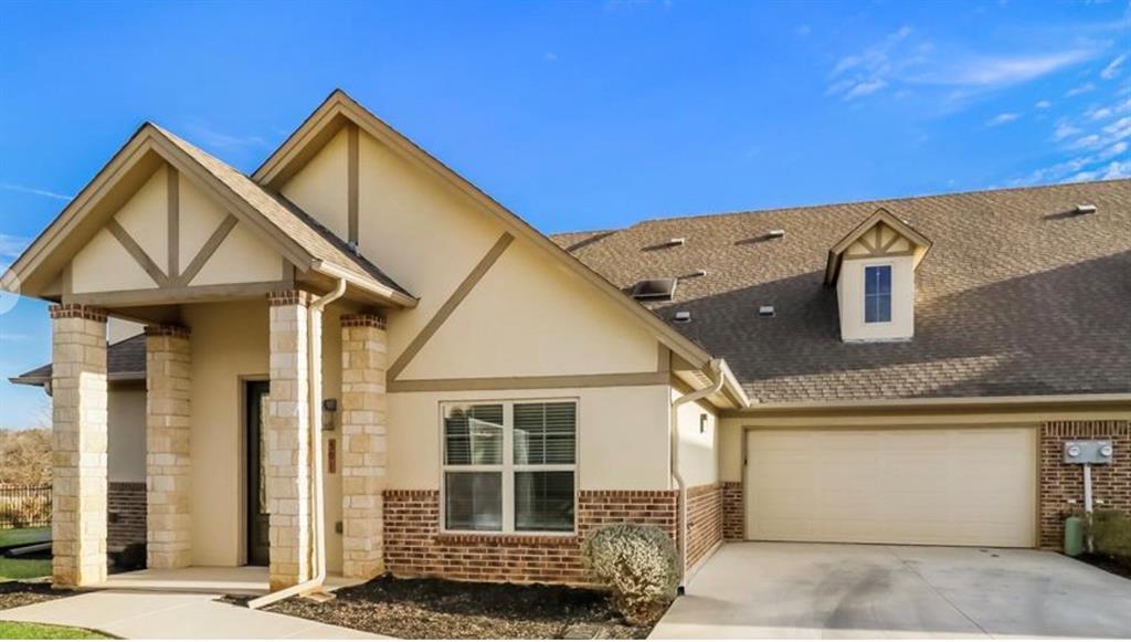 Photo of Fort Worth, TX 76120 (MLS # 21403667)
