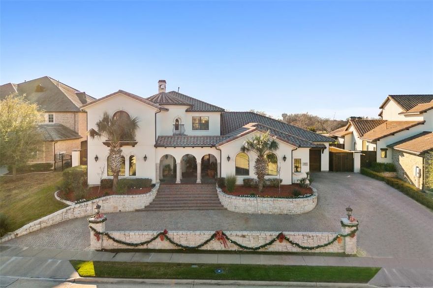 Exclusive Stonebriar Country Club Estates residence. Offered turnkey - fully furnished. Stonebriar Country club golf course lot on the Fazio Resort Course, ideally positioned between the 5th green and 6th tee box - Dallas’ preeminent Private country club - Avid Golfer magazine named Stonebriar Country Club in “The Best of the Private Clubs” list for the past decade. Stunning and picturesque golf course back yard views. Secluded and gated community. One of Frisco's most exclusive gated neighborhoods. An architectural masterpiece. Luxurious upgrades & stunning architectural detail - Originally the custom builders personal home for this exclusive community. Designated Gold Standard Five – Star community. Minutes from premier amenities such as PGA Golf Course, Legacy West, and DFW Airport. The great room, master suite, kitchen, balcony, all provide breathtaking views of its aquatic oasis, blending the outdoor and indoor living spaces overlooking panoramic views of the golf course.