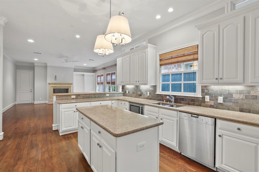 University Annex 2nd Inst - Residential Lease