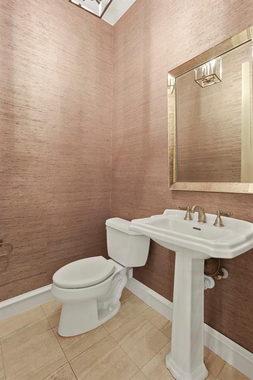 University Annex 2nd Inst - Residential Lease