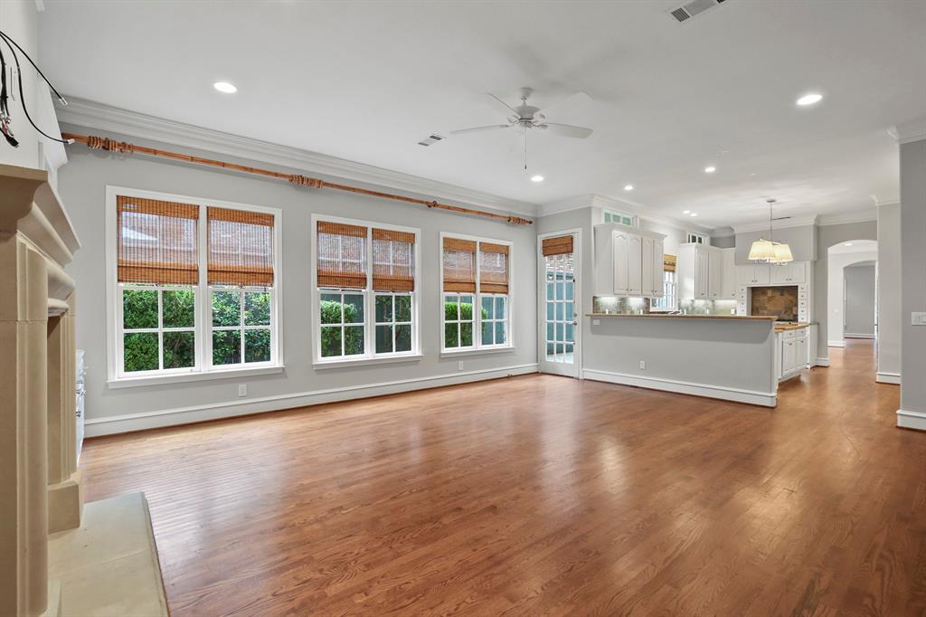 University Annex 2nd Inst - Residential Lease