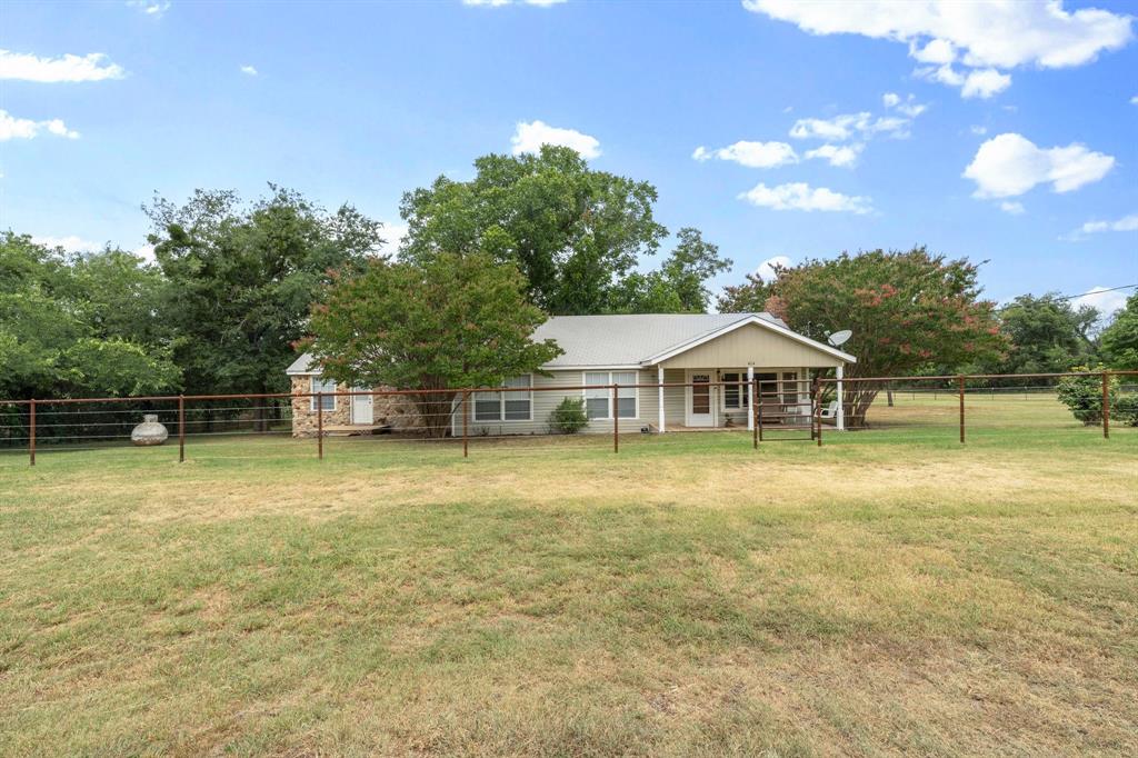 414 Private Road 988