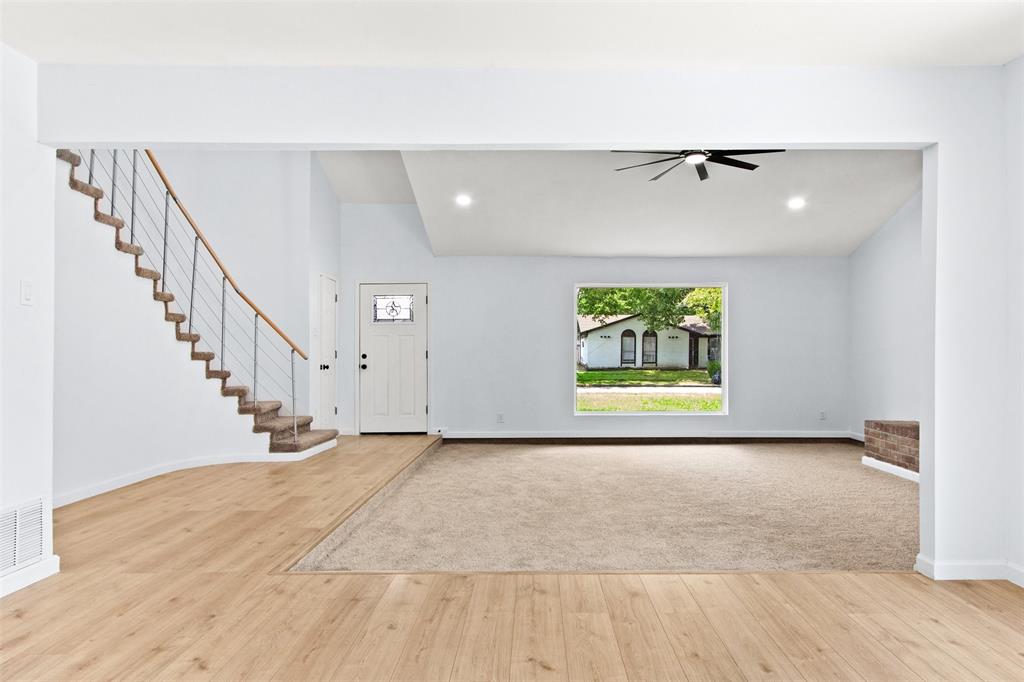 2925 Brookcrest Drive
