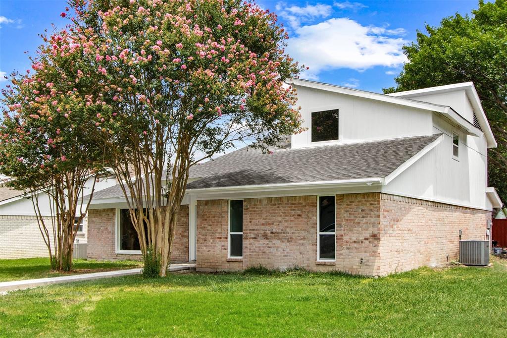 2925 Brookcrest Drive