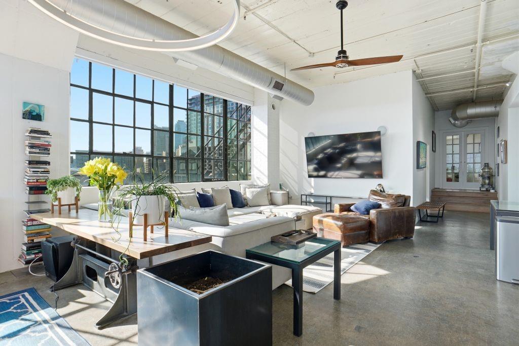 2220 Canton Street 407