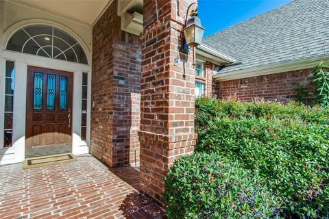 Tiny photo for 700 Essex Court, Southlake, TX 76092 (MLS # 21166831)