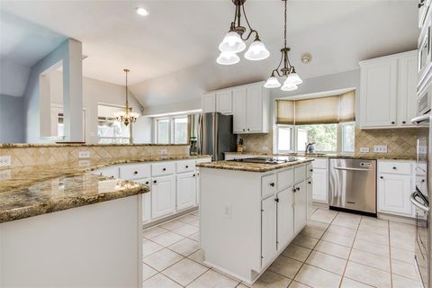Tiny photo for 700 Essex Court, Southlake, TX 76092 (MLS # 21166831)