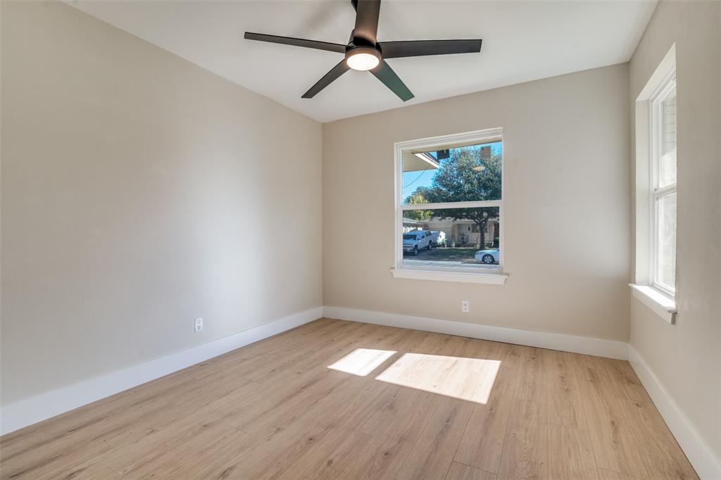Cloverdale 05 - Residential