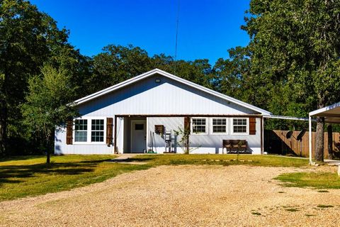 536 Cavin Lane Axtell TX 76624