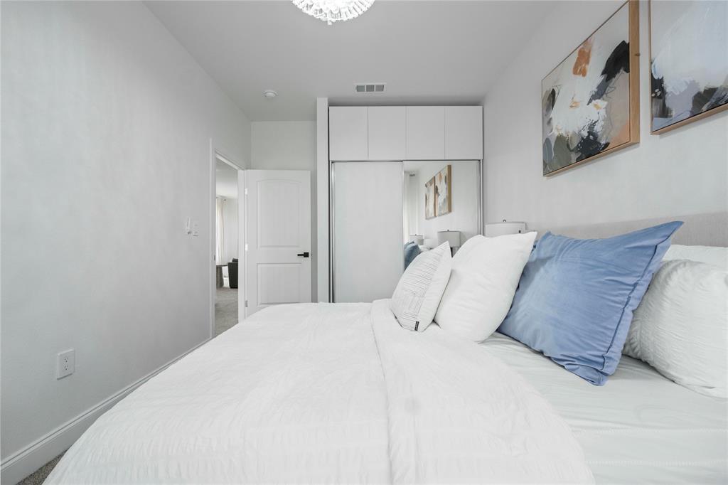 Park Plaza - Residential