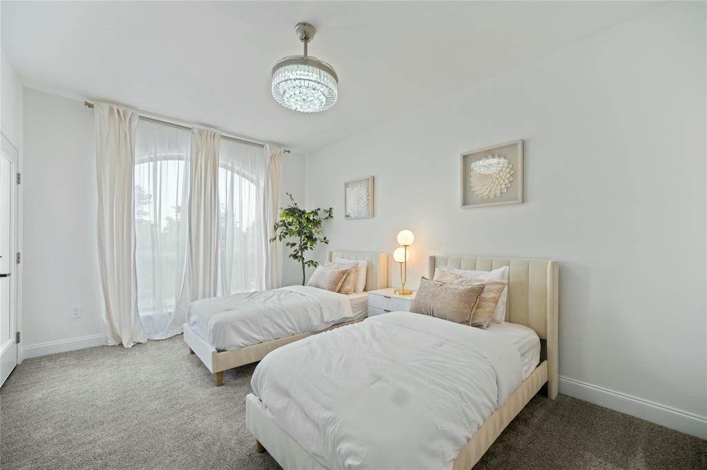 Park Plaza - Residential