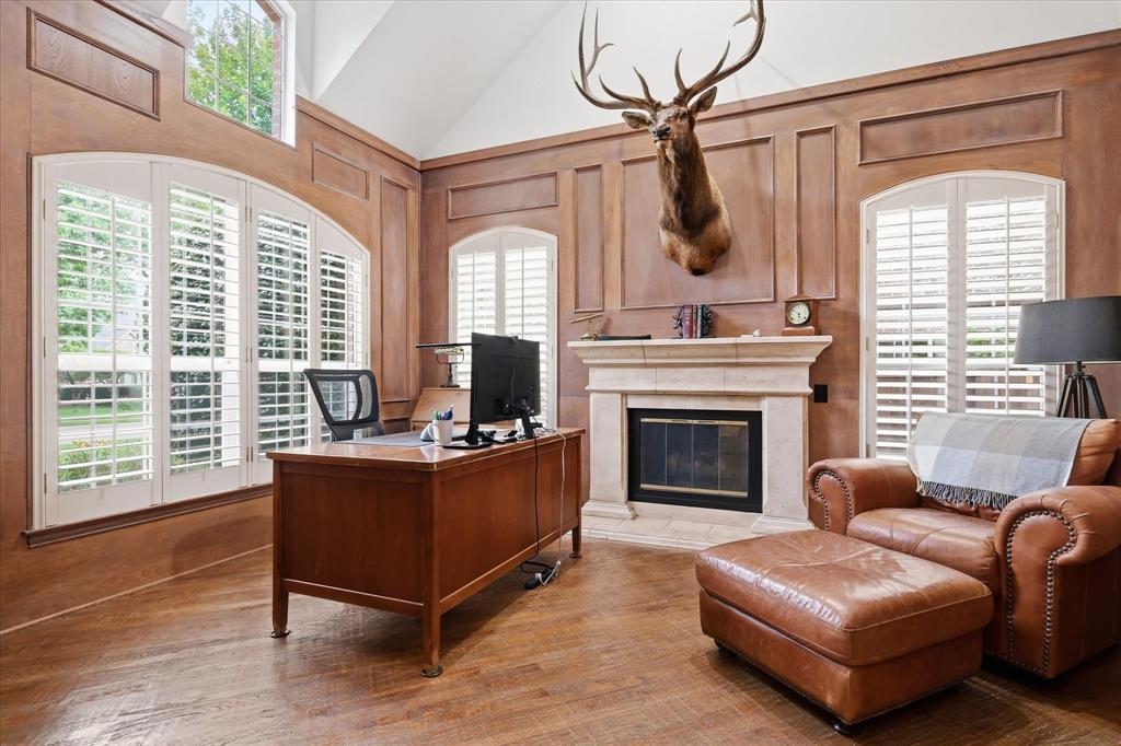 4420 Crown Knoll Circle