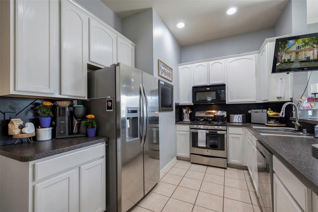 Sea Pines Village At Savannah - Residential