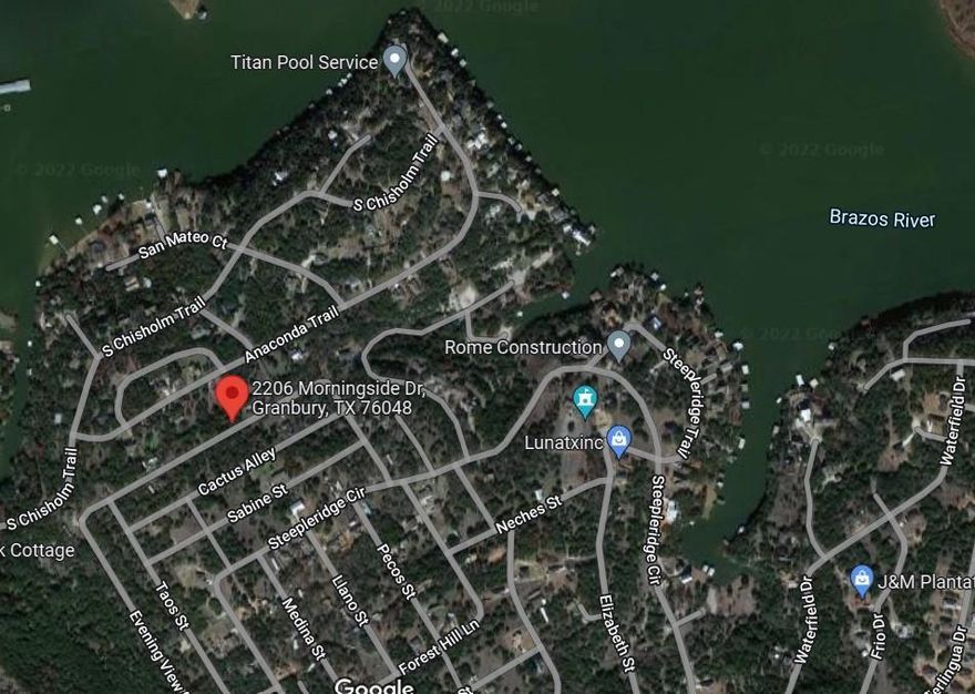 Great lot in the Canyon Creek gated community located on the shores of Lake Granbury. This community includes lots of amenities including 2 boat launches, a fishing pier, tennis court, 2 community pools, playground area, clubhouse, and a 24-hour security gate. This is a great investment opportunity with many new constructions being built all around the community. Do not miss the opportunity to build your own home or invest in this great growing community!