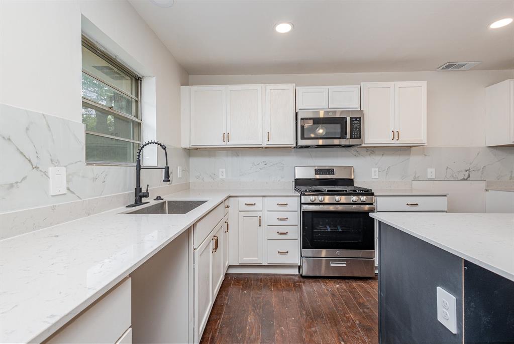 Oak Park Estates - Residential