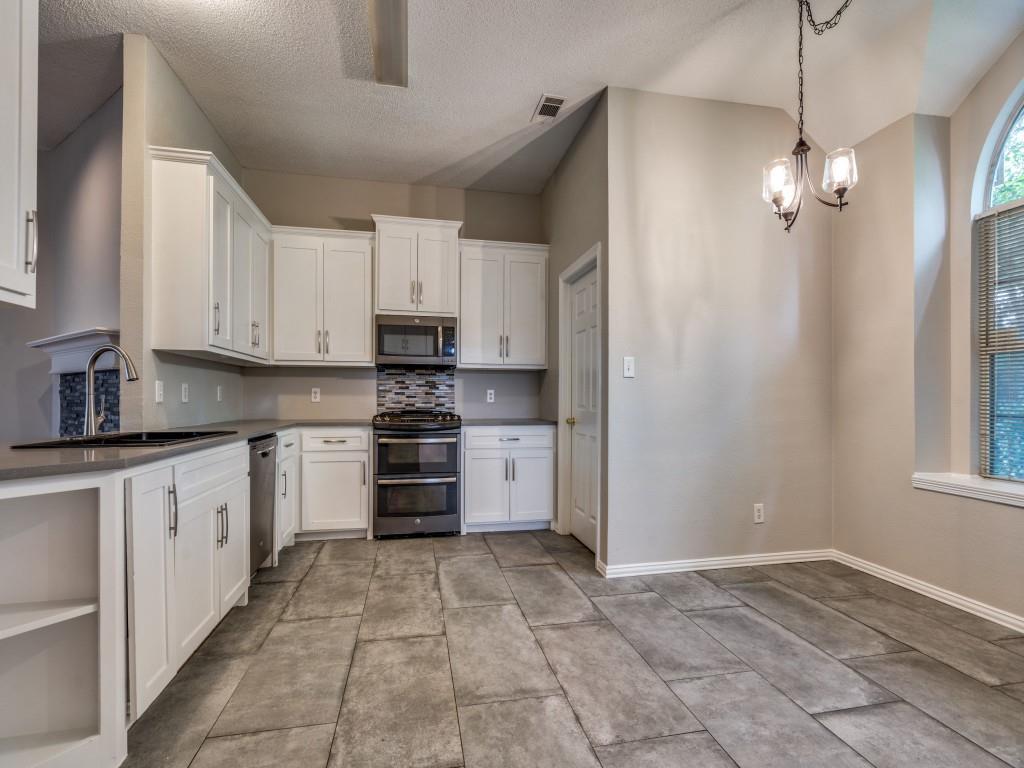 Highlands Pkwy - Residential