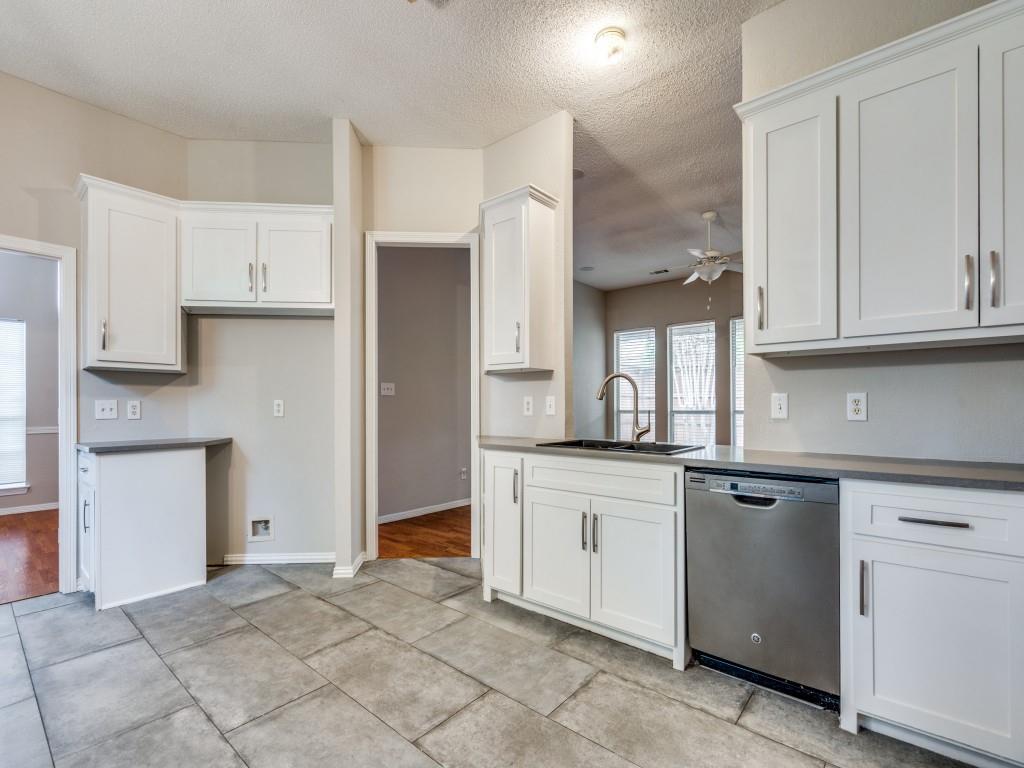 Highlands Pkwy - Residential