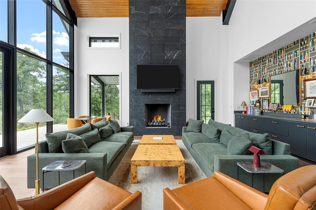 18404 County Road 264
