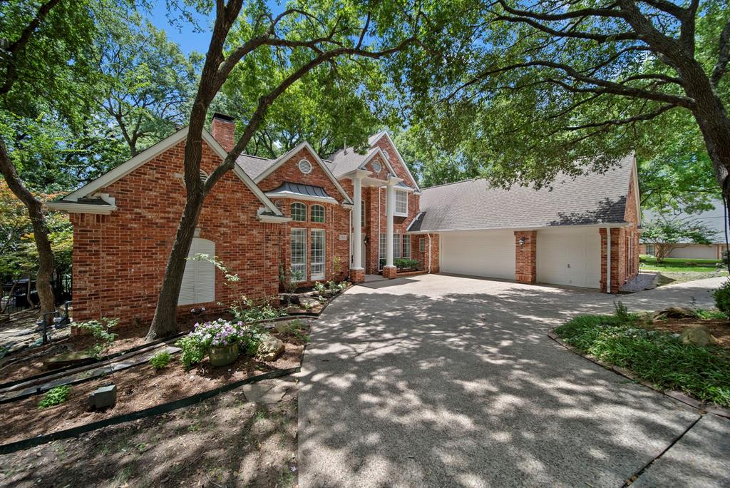 2622 Woods Lane