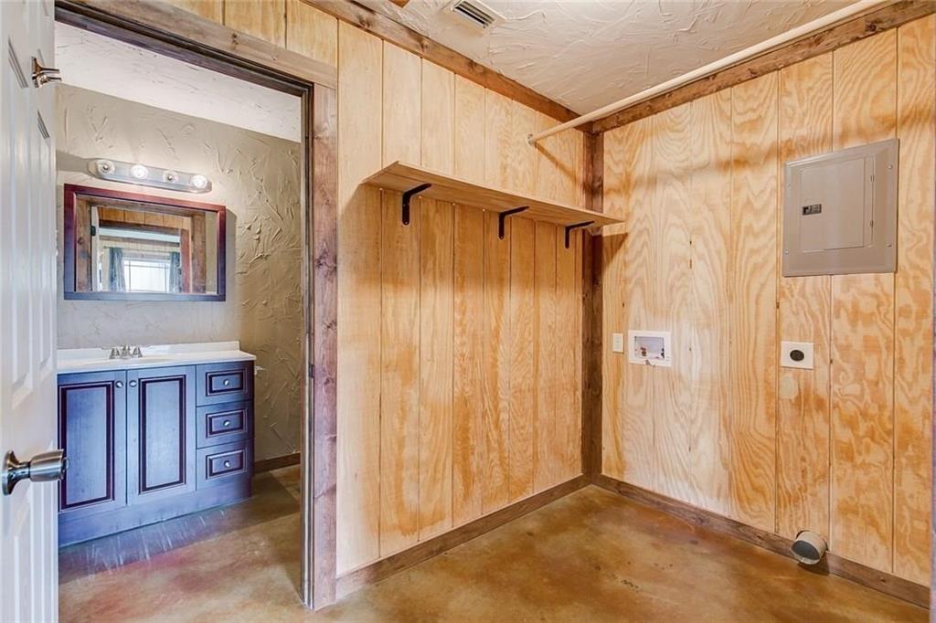 Wa Cole A-140 - Residential Income