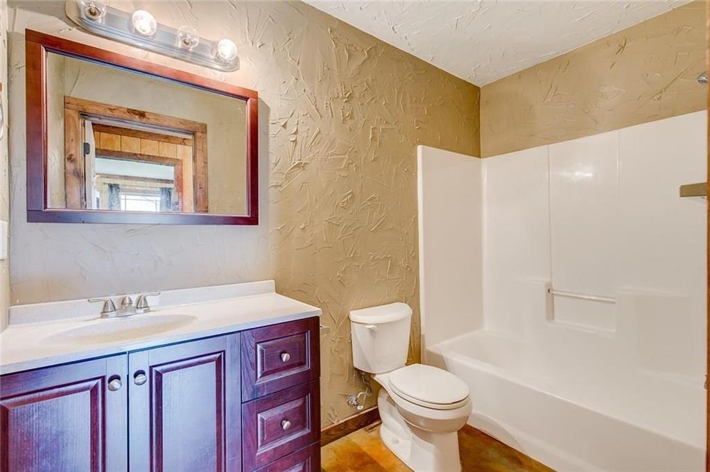 Wa Cole A-140 - Residential Income