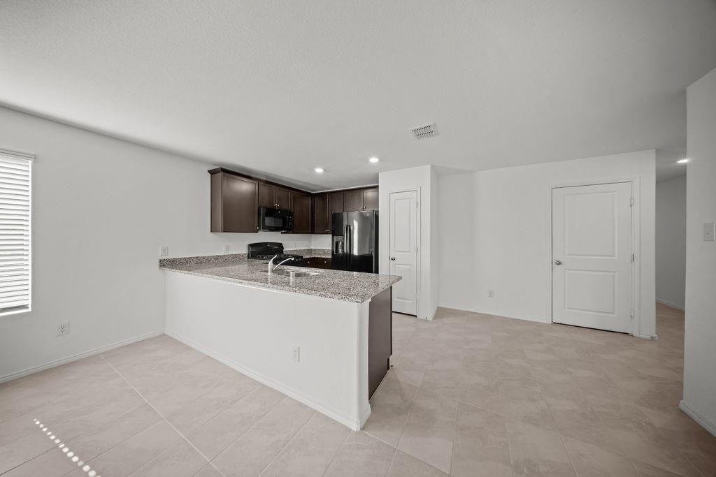 Bluebonnet Estates Ph 3 - Residential Lease