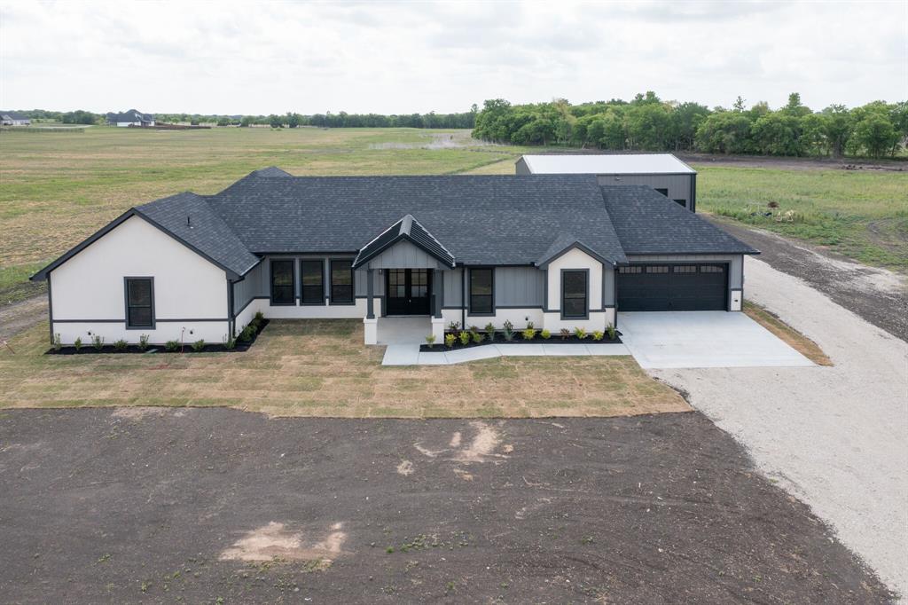 901 Old Maypearl Road