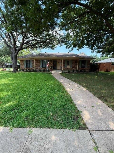 Photo of 1208 N Cottonwood Drive, Richardson, TX 75080 (MLS # 21292305)