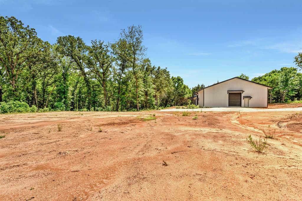 OAKS ON ANDERSON - Land