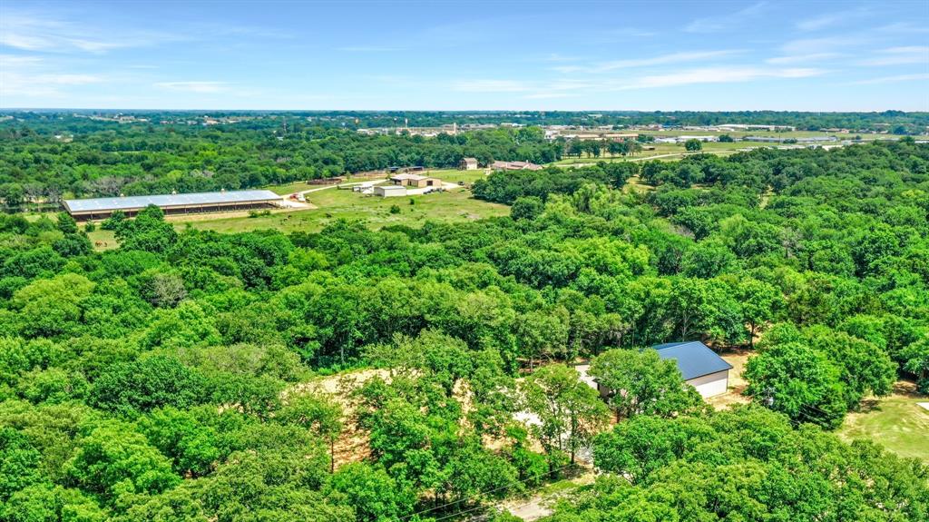 OAKS ON ANDERSON - Land