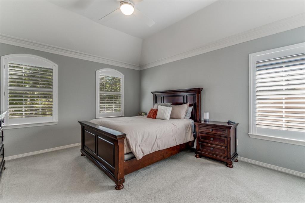 Enclave At White Rock - Residential