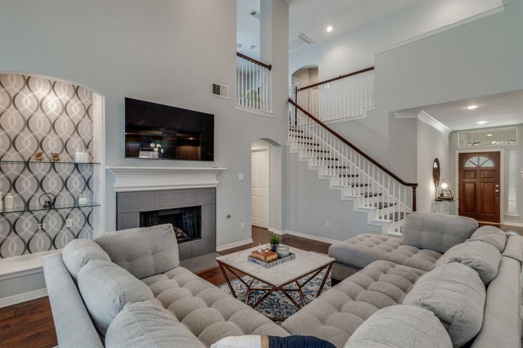 Enclave At White Rock - Residential