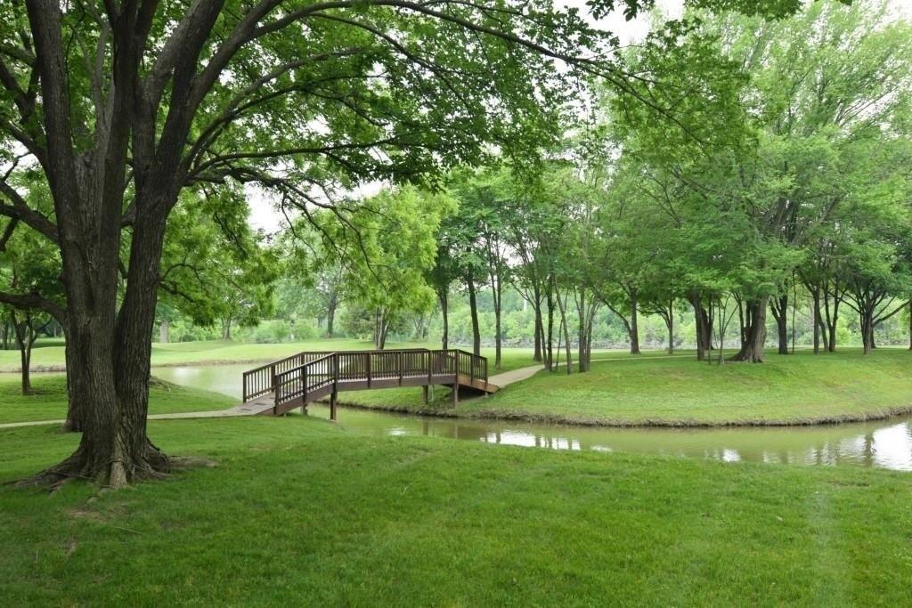 Enclave At White Rock - Residential