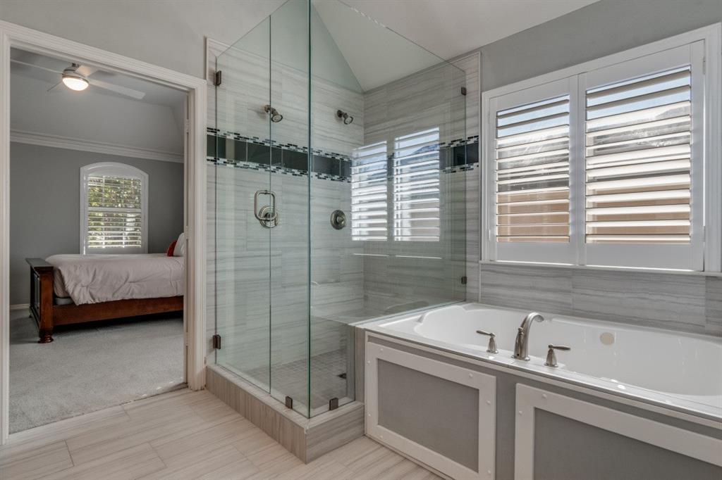 Enclave At White Rock - Residential