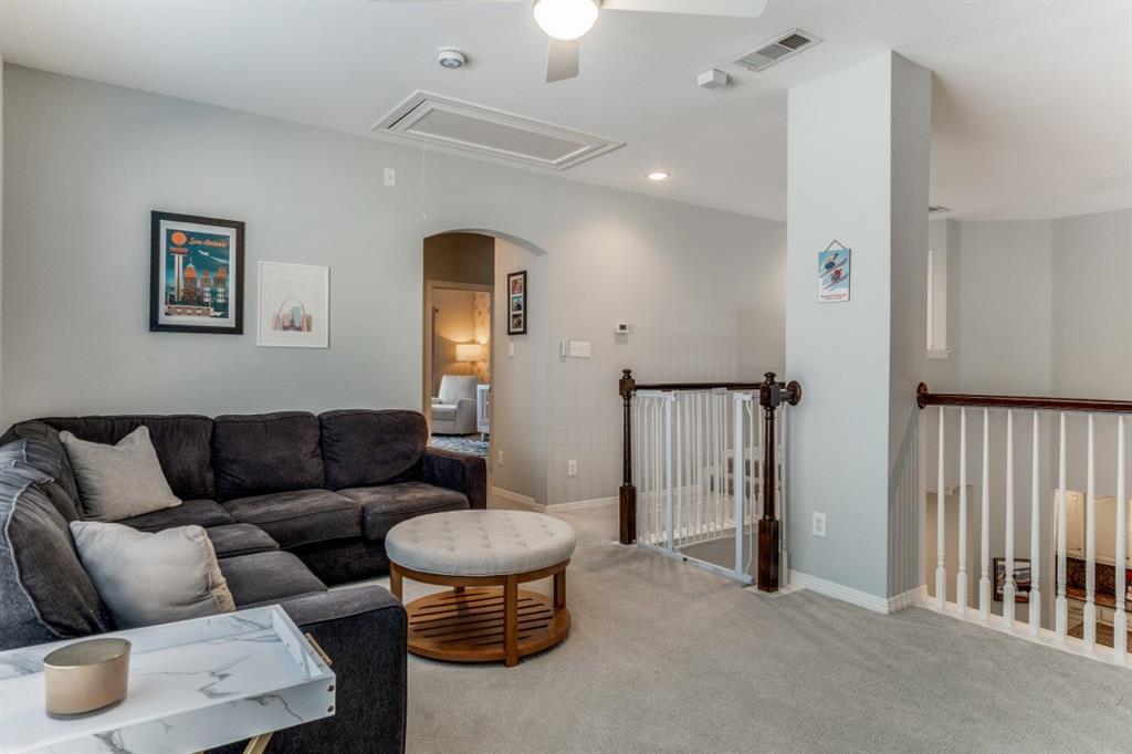 Enclave At White Rock - Residential