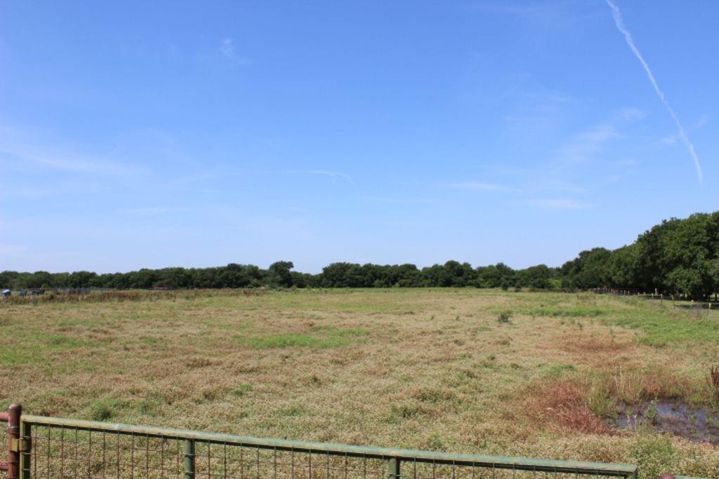 J Lessly Surv Abs #744 - Land